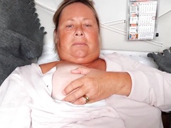 dildo fun, filling my pussy