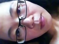 Cute amateur Asian chick touches her lovely puss