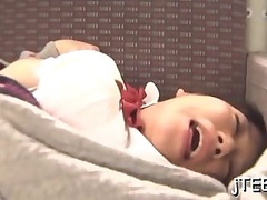 Babe',s hairy cunt fingered